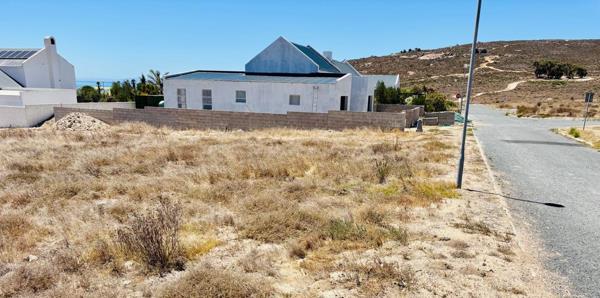 640 m² Land
