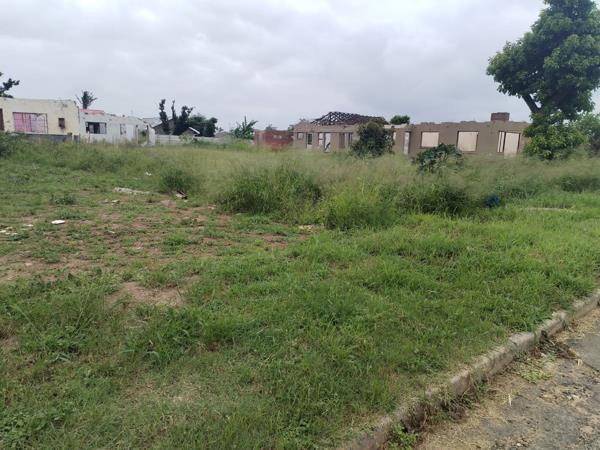 1 090 m² Land