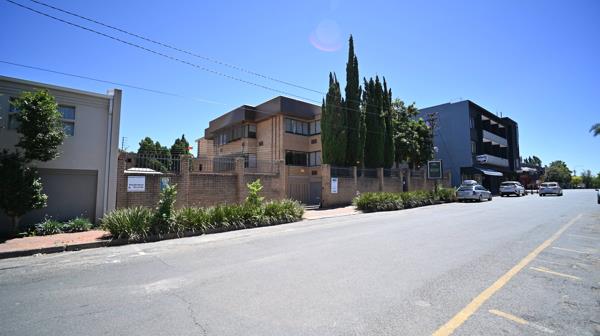 400  m² Commercial space