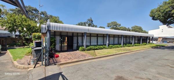 810  m² Industrial space