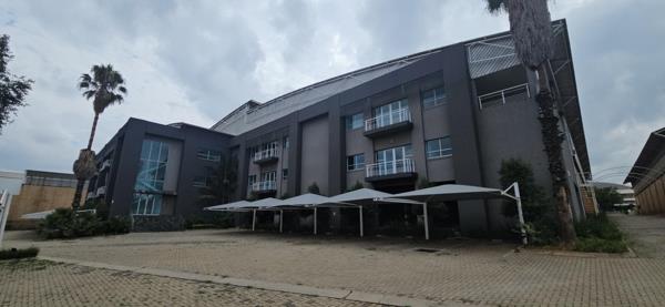 7 671  m² Industrial space