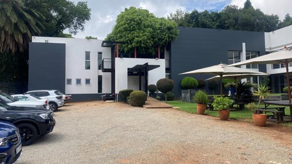 240  m² Commercial space