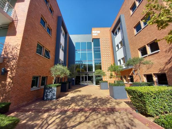 527 m² Commercial space