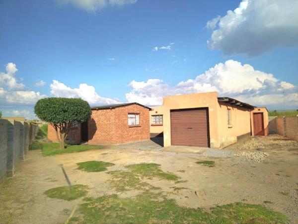 2 Bedroom House
