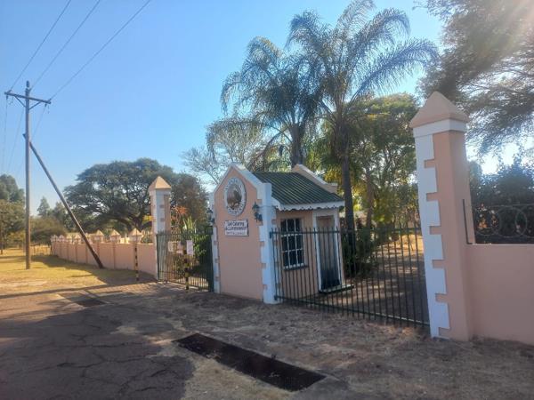 1 Bedroom House