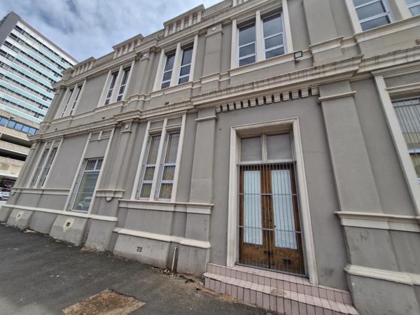 299  m² Office Space