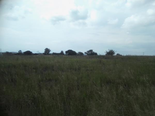 8 500 m² Land