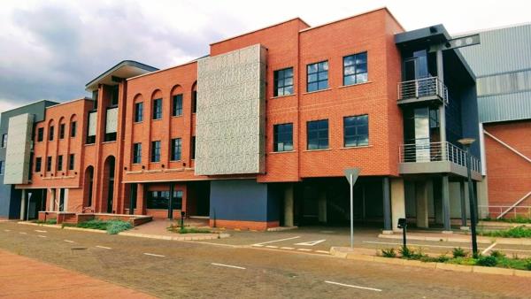 10 553 m² Commercial space