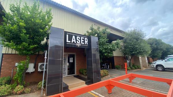 319  m² Industrial space