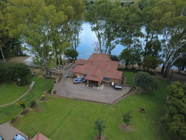 1.4 ha Smallholding