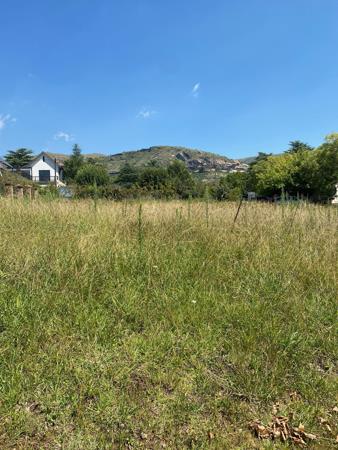 798 m² Land