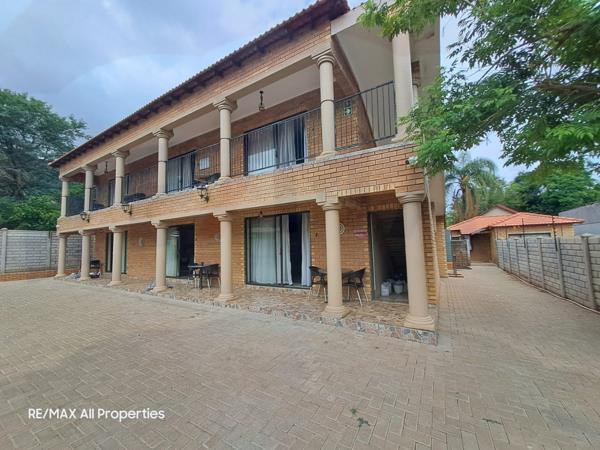 6 Bedroom House