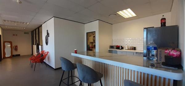 114  m² Office Space