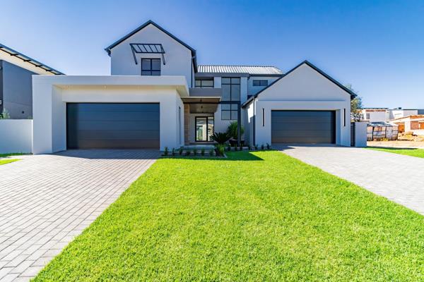 6 Bedroom House
