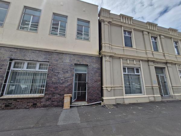 306  m² Office Space