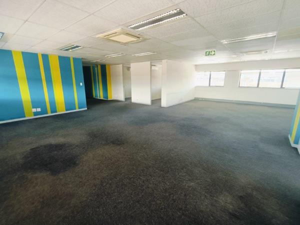 337  m² Commercial space