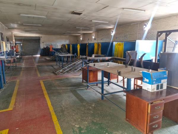 400  m² Industrial space