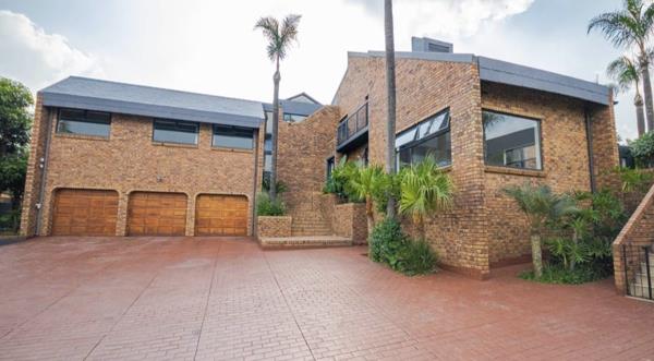 6 Bedroom House