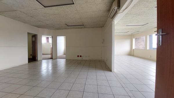 220 m² Commercial space