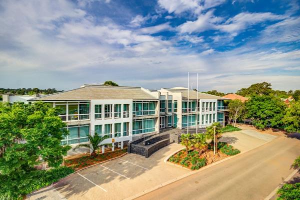 1 460 m² Office Space