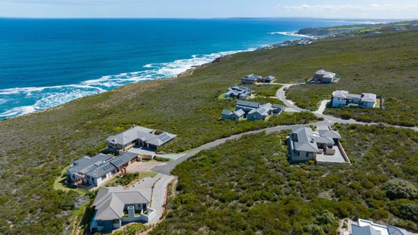 980 m² Land
