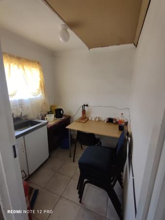 224  m² Commercial space