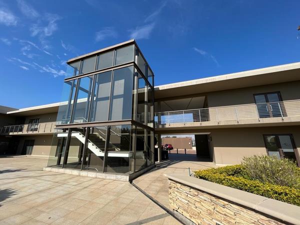155 m² Commercial space
