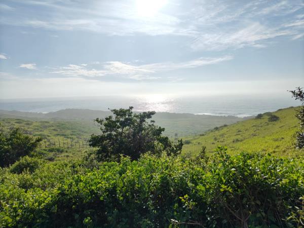 1 070 m² Land
