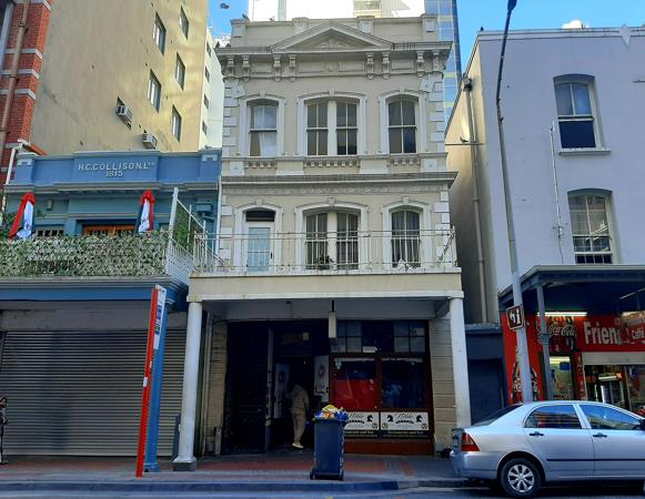 389 m² Commercial space
