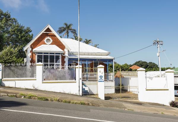 350 m² Commercial space