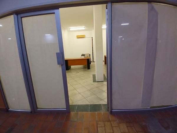 36  m² Commercial space