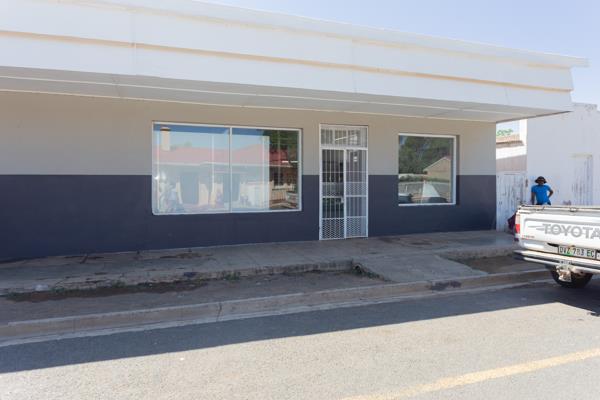 760  m² Commercial space