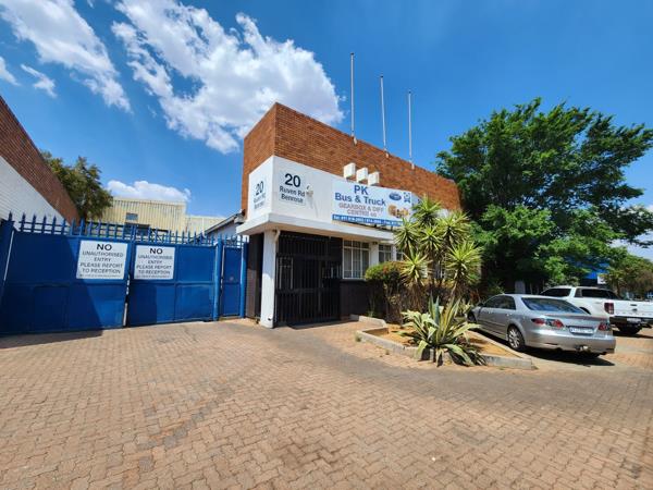 800  m² Industrial space