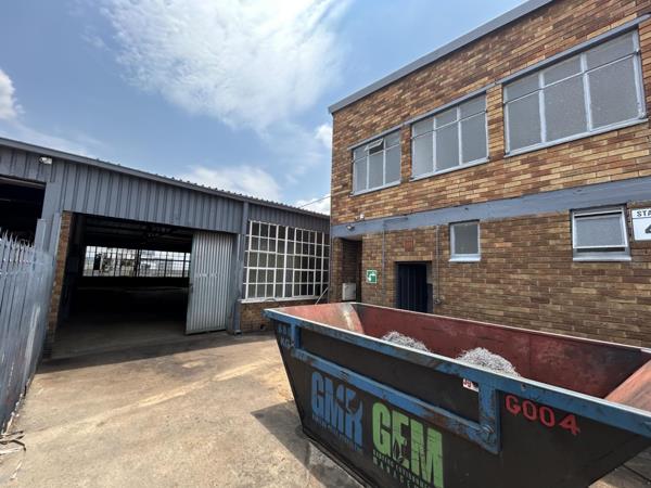 285  m² Industrial space