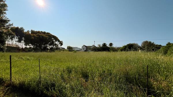 3 154 m² Land