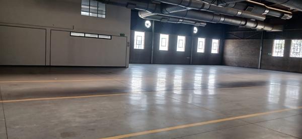 1 083  m² Industrial space