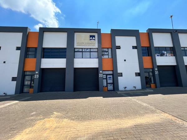 206  m² Industrial space