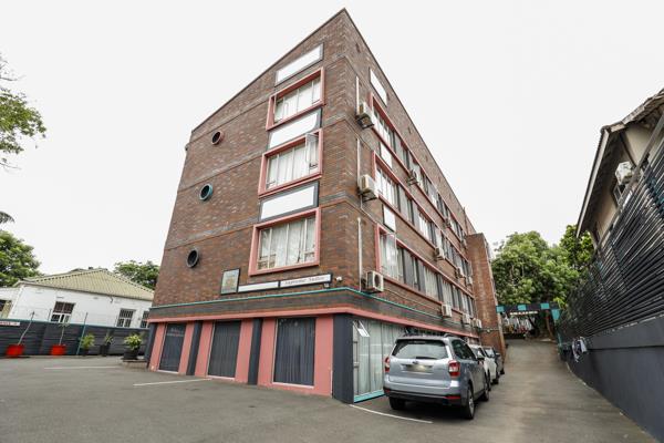 174 m² Commercial space