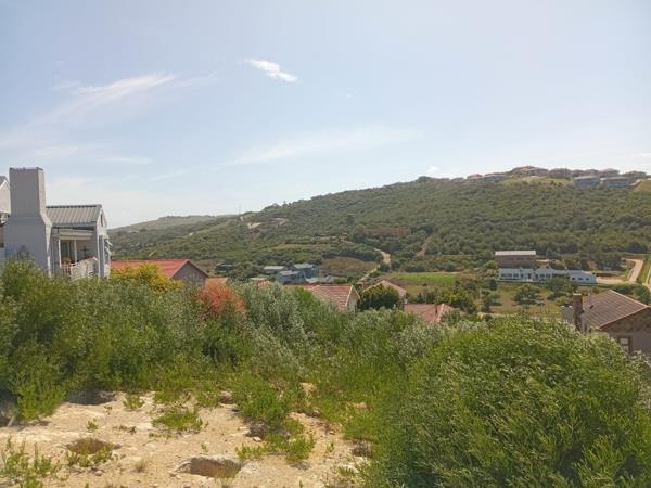 860 m² Land