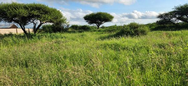 600 m² Land