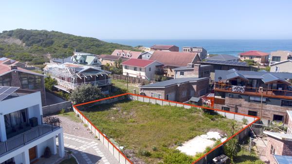484 m² Land