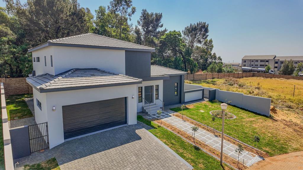 4 Bedroom House