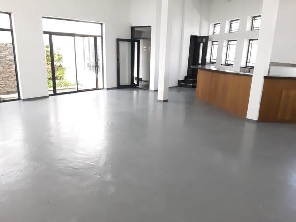 180 m² Commercial space