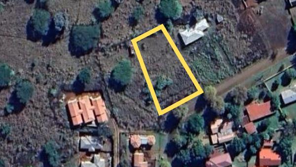 1 671 m² Land