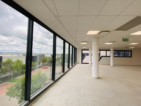 674  m² Office Space