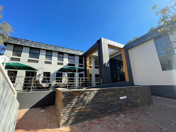 131  m² Commercial space