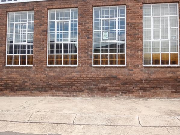 1 190  m² Commercial space