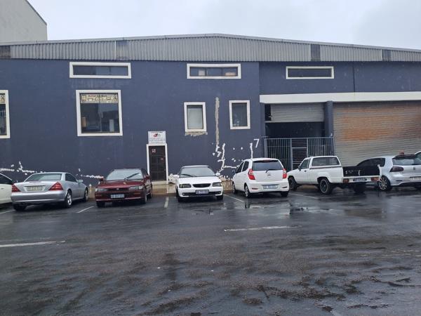 2 338  m² Commercial space