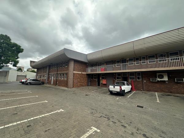 1 885 m² Commercial space
