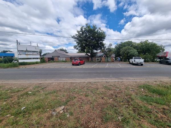 2 159  m² Commercial space